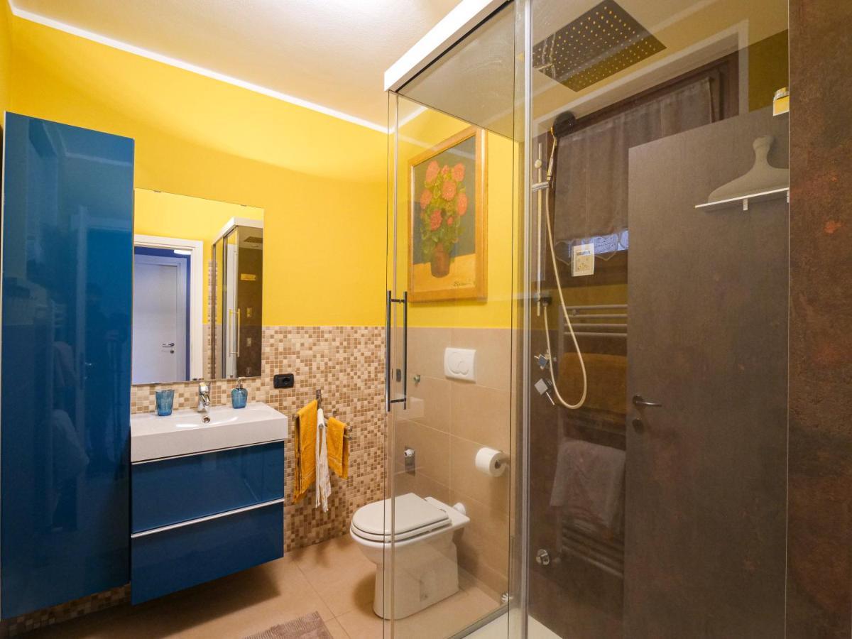 Full Of Colour Appartement Bellano Buitenkant foto